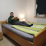 Double Bed Динслакен